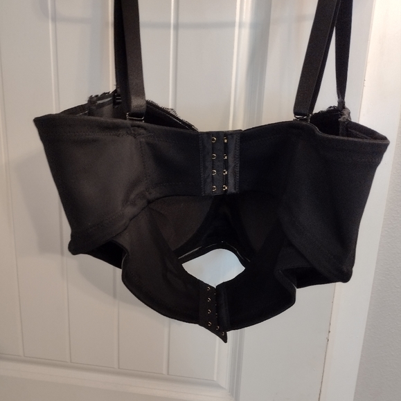 Bra - Picture 2 of 2